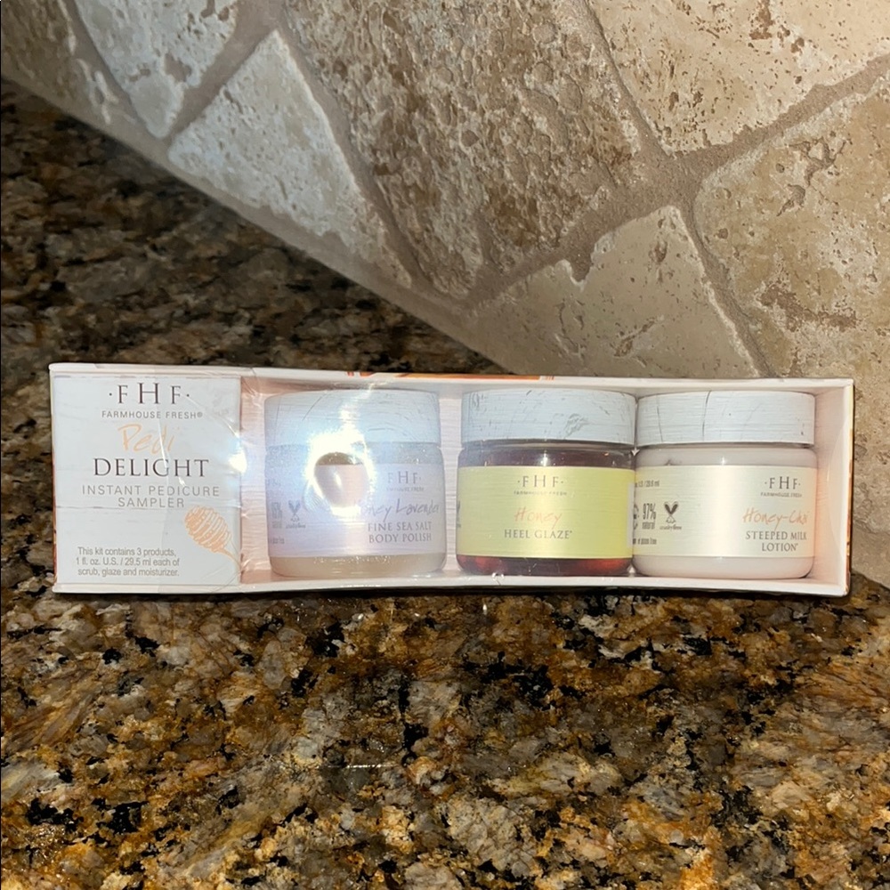 FHF Pedi Delight Sampler Set
